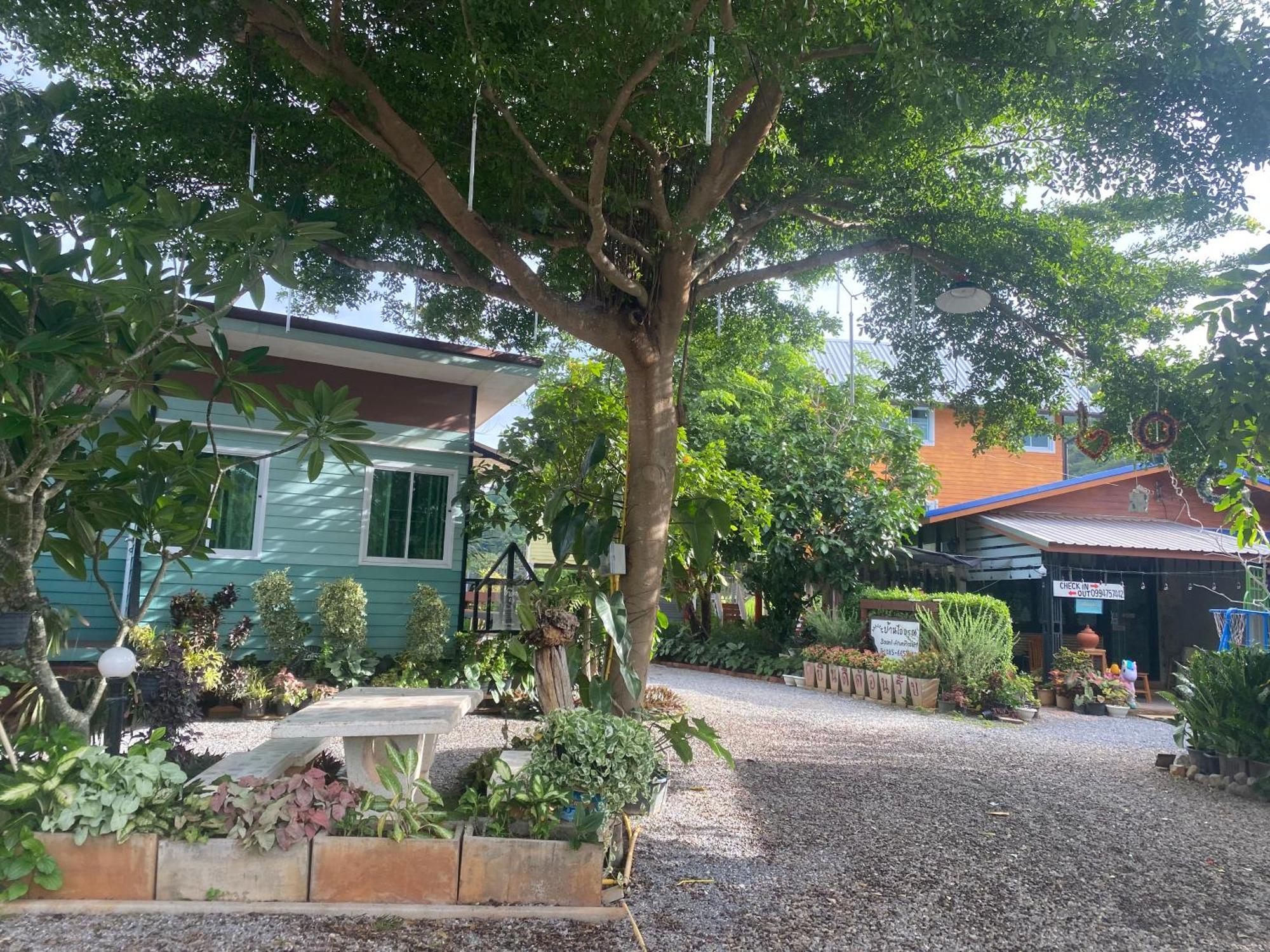 Baan I-A-Run Resort Pak Chong Exteriör bild